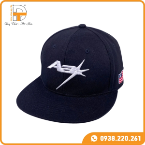 NÓN SNAPBACK ĐEN 